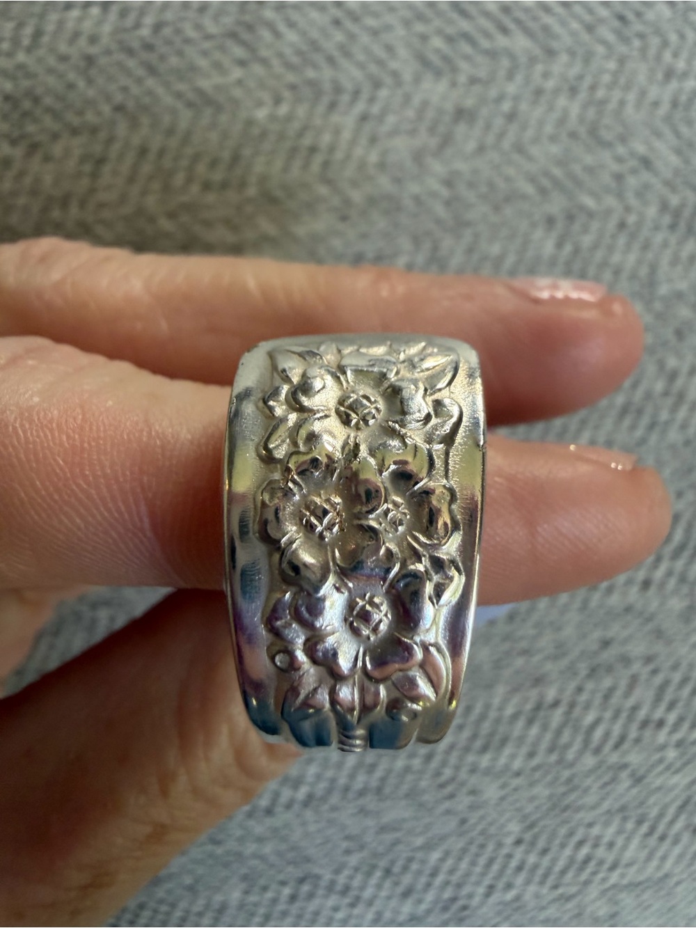 April Spoon Ring - Picture 9 of 11